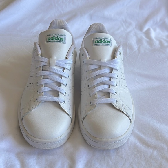 Adidas White and Green Women's Sneakers - Size 8.5 - Picture 4 of 12